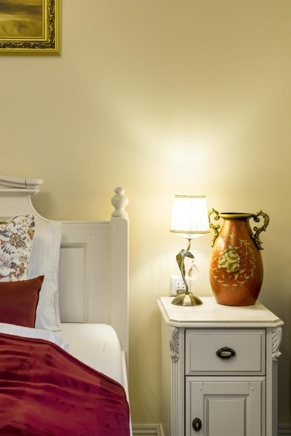 Happy Inn Classical Style, Self Check-In, Parking In The Underground Garage VNO Exterior foto
