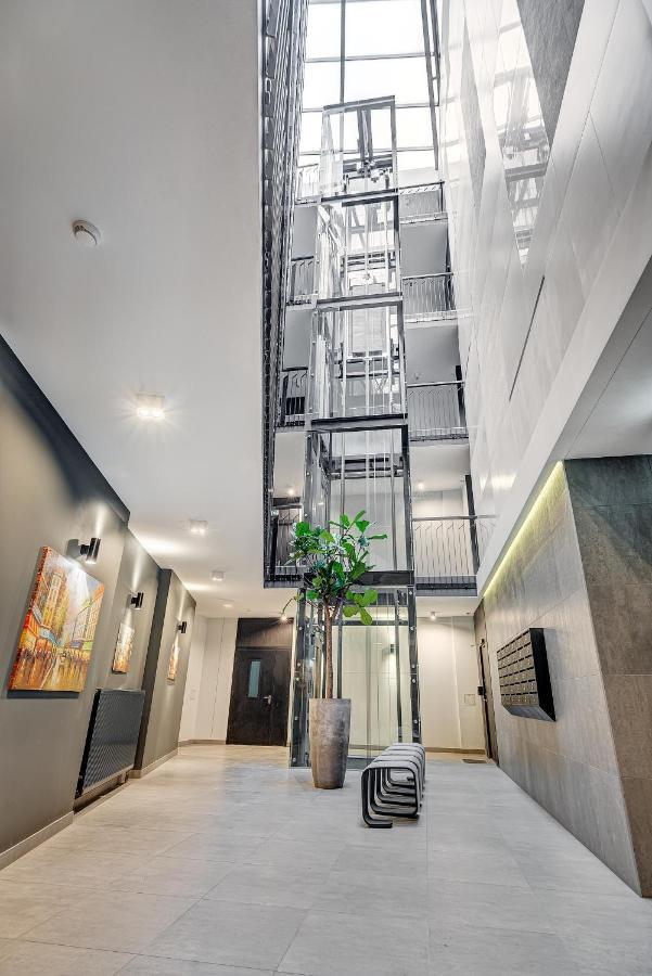Happy Inn Classical Style, Self Check-In, Parking In The Underground Garage VNO Exterior foto