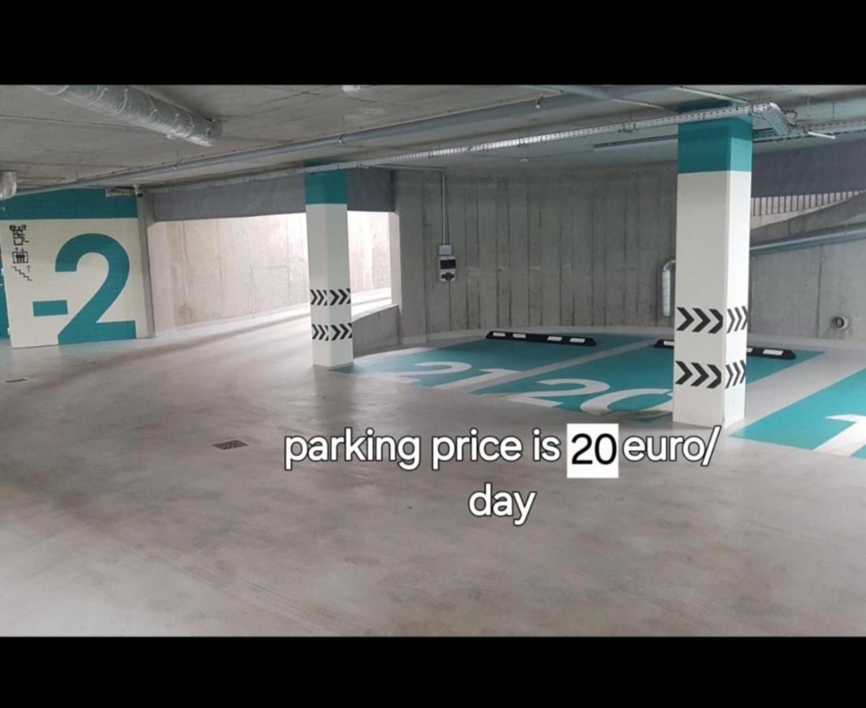 Happy Inn Classical Style, Self Check-In, Parking In The Underground Garage VNO Exterior foto